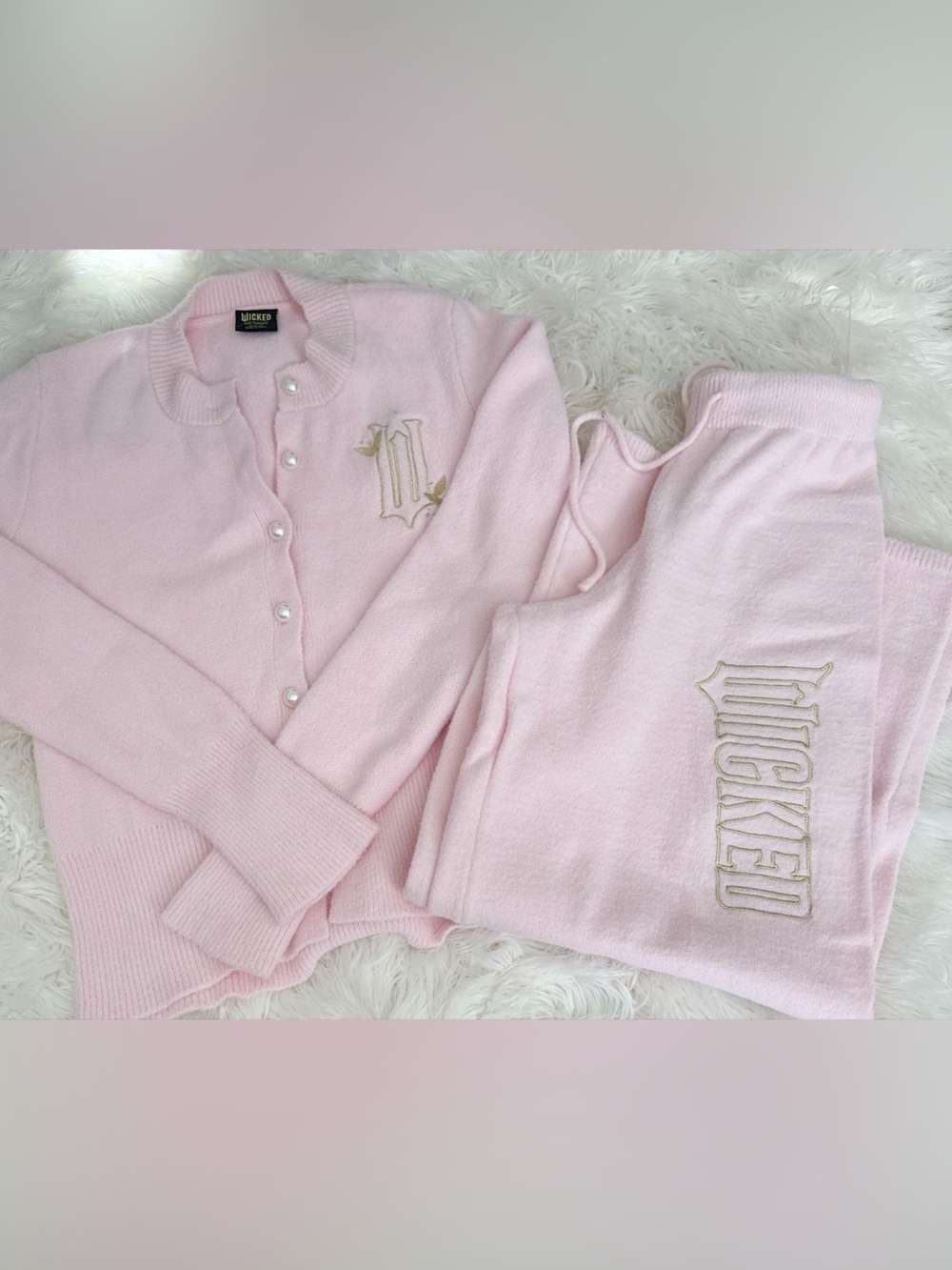 Wicked Paul Tazewell  Pink Knit Cardigan & sweatpants
